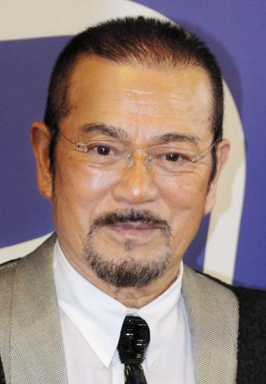 千叶真一被曝与妻子离婚 恋上22岁大学生