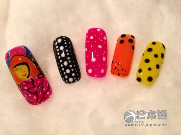 性冷淡与性热烈之间站着日本设计