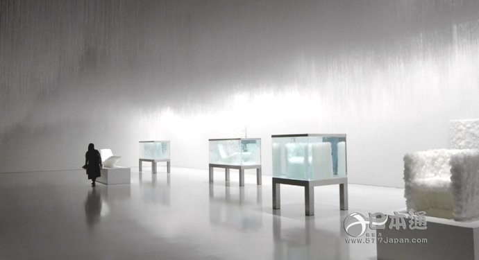 性冷淡与性热烈之间站着日本设计