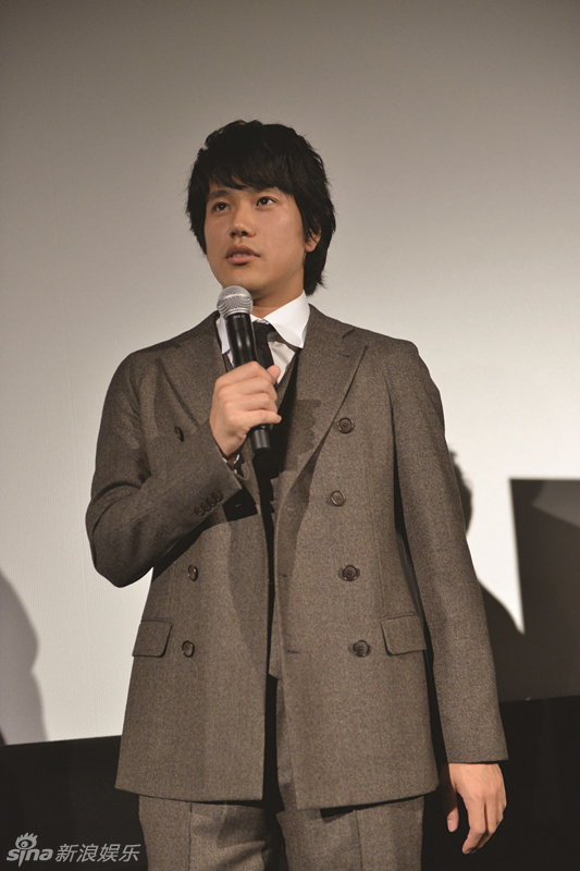 松山健一北川景子新片举行全球首映礼