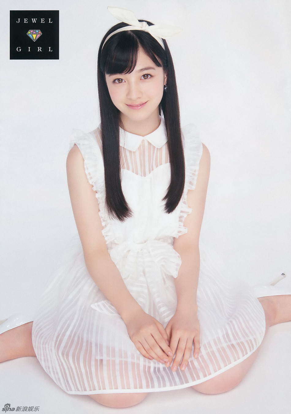 “千年偶像”桥本环奈着纯白连衣裙化身天使