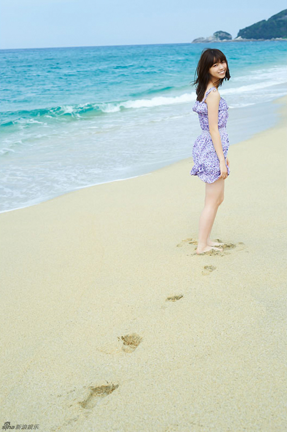 日本偶像女星西野七濑海边嬉戏 清新迷人