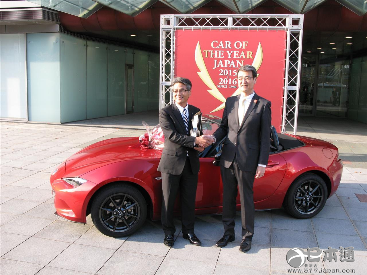 马自达“ROADSTER”获日本年度风云车大奖