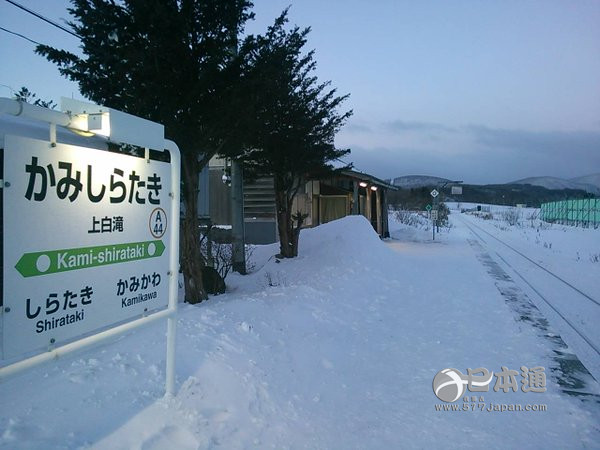 泪腺崩坏，日本女高中生与火车站的感人故事