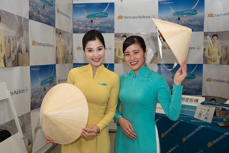 海南航空新制服被日本网友盛赞：中国风太美了！