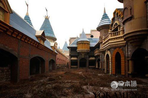 上海迪斯尼要开园了这些游乐园却成了鬼城