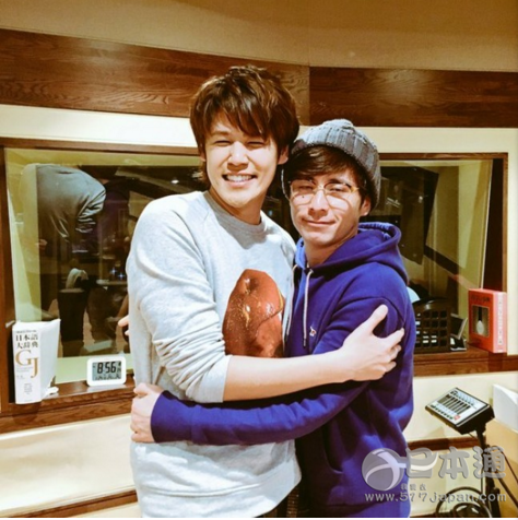 宫野真守&藤森慎吾合照公开 粉丝大呼好羡慕