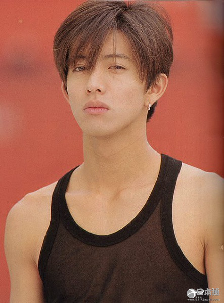 6%⑧三宅健(v6)4.4%⑨山口达也(tokio)3.8%⑩国分太一(tokio)3.6%