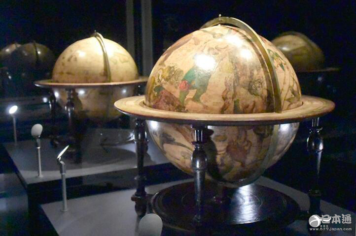 在东京品川区体验通过VR技术进入地球仪和天体仪 在东京品川区体验通过VR技术进入地球仪和天体仪