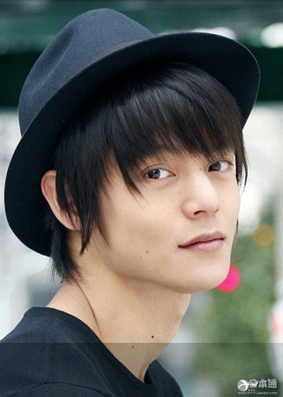 揭秘拥有魅力酒窝的日本男星Top10