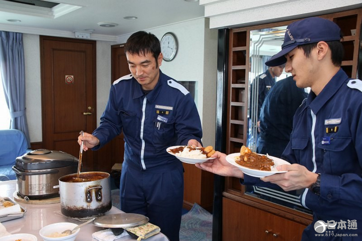 【多图】日本海上保安厅巡视船的美味海鲜咖喱