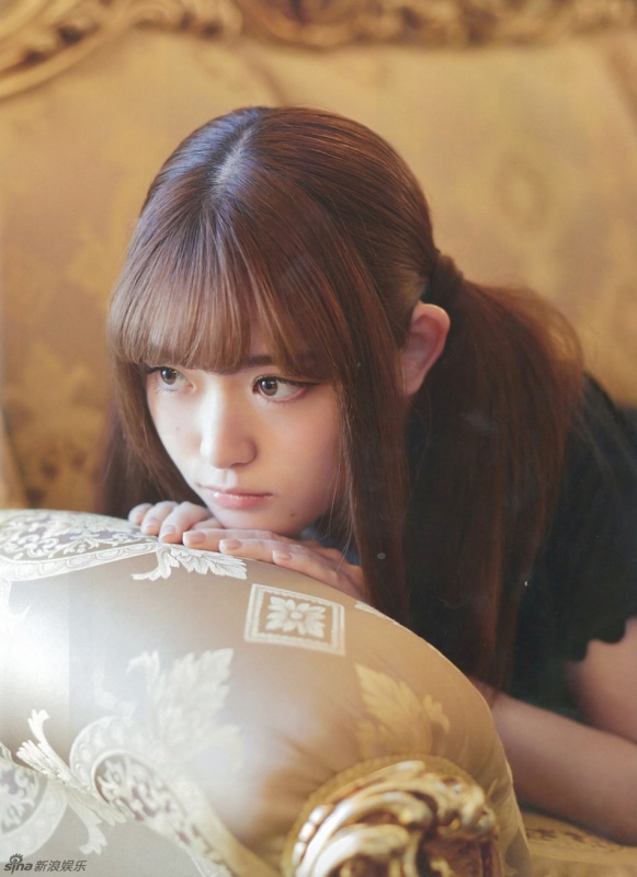 日本少女偶像双马尾写真 圆脸可爱卖萌