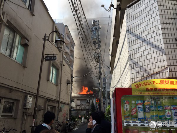 东京都新宿区歌舞伎町&bull;新宿黄金街大范围起火