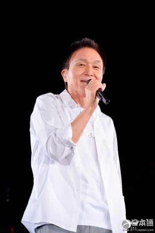 小田和正以68岁7个月最高年龄夺得周专辑榜第1