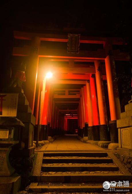 前方异能！本宫祭时的照片让人惊呆了