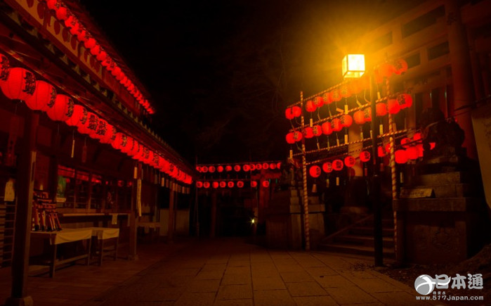 前方异能！本宫祭时的照片让人惊呆了