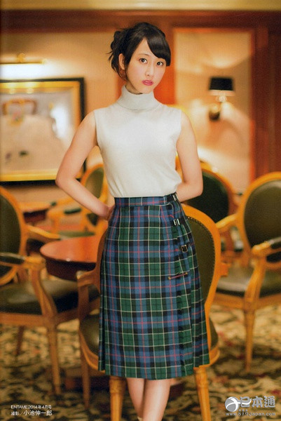 前SKE48成员松井玲奈迎25岁生日