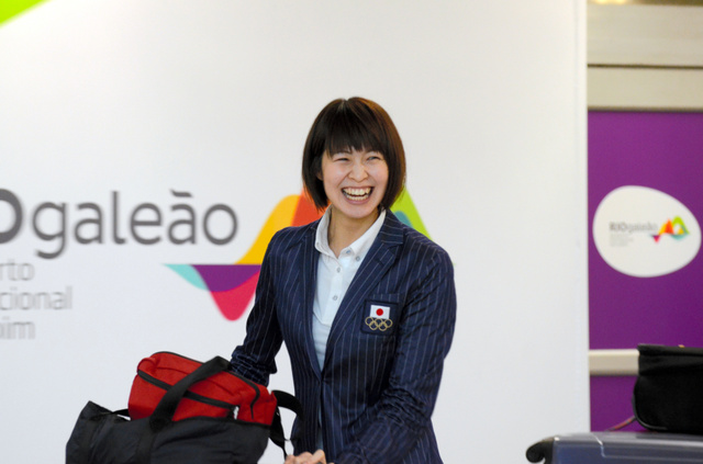 日本女排抵达巴西圣保罗木村纱织小指仍未痊愈