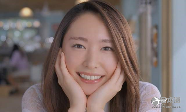 女王气质逆天，好想给这些女星当宠物……
