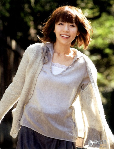 日本女声优丰崎爱生迎30岁生日