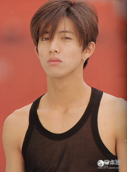 偶像组合SMAP成员木村拓哉迎44岁生日