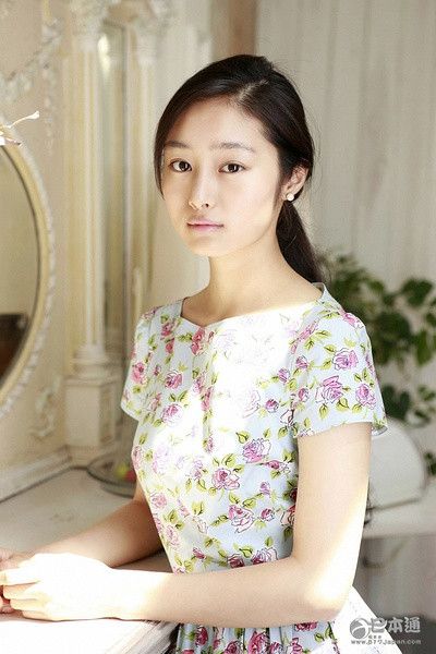 日本女星忽那汐里迎来24岁生日 日本女星忽那汐里迎来24岁生日