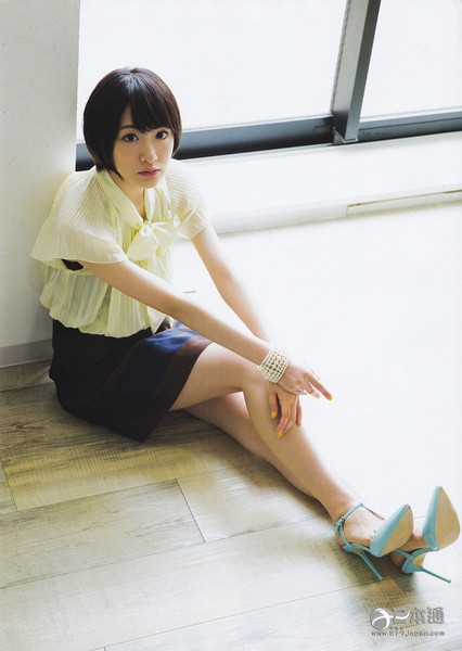 偶像组合乃木坂46成员生驹里奈迎21岁生日