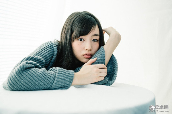 日本女歌手、演员藤原樱迎来21岁生日