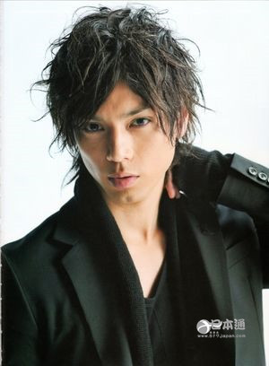 比女生还可爱？男性艺人们的女装