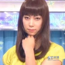 比女生还可爱？男性艺人们的女装