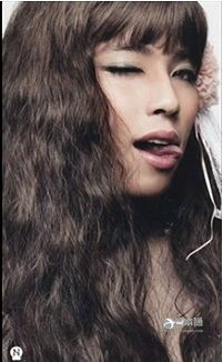 比女生还可爱？男性艺人们的女装