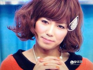 比女生还可爱？男性艺人们的女装