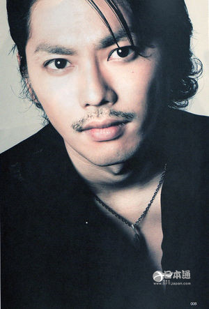 比女生还可爱？男性艺人们的女装