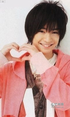 比女生还可爱？男性艺人们的女装