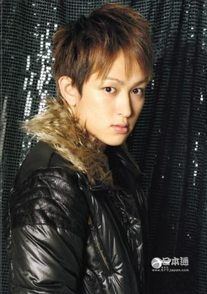 比女生还可爱？男性艺人们的女装