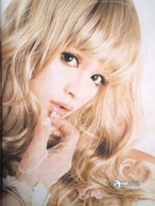 比女生还可爱？男性艺人们的女装