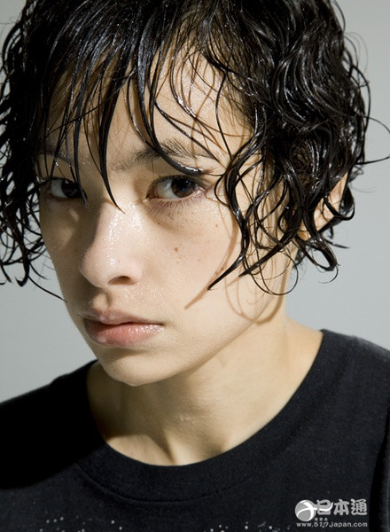 日本混血女星太田莉菜迎来29岁生日- 日本通