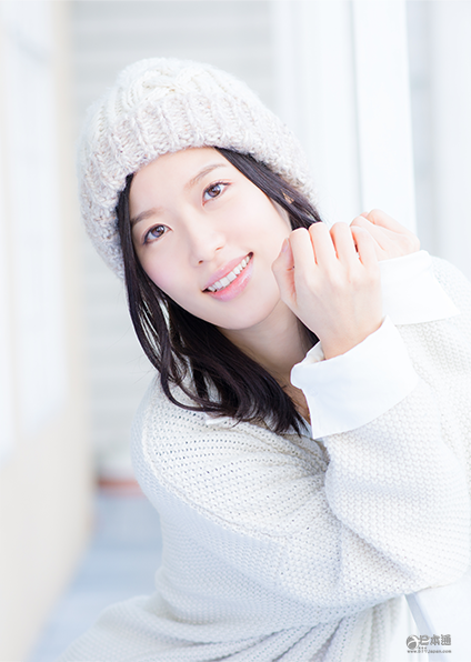 日本女性声优、歌手原由实迎来32岁生日
