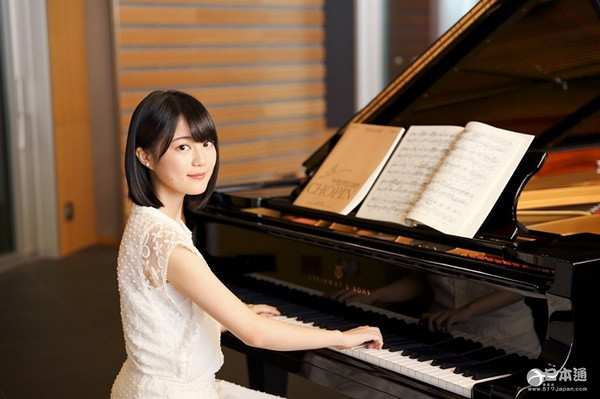 乃木坂46成员生田绘梨花迎20岁生日