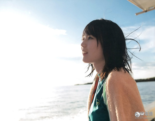 乃木坂46成员生田绘梨花迎20岁生日