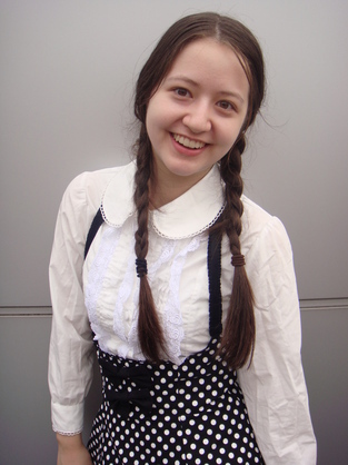 混血女星春香Christine迎来25岁生日