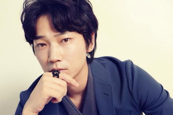 日本男星绫野刚迎来35岁生日 日本男星绫野刚迎来35岁生日