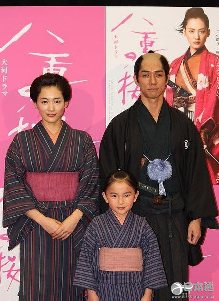 日本童星铃木梨央迎来12岁生日