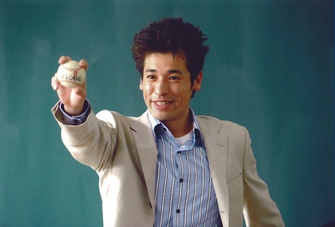 日本男星佐藤隆太迎来37岁生日