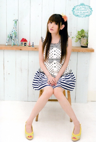 日本女性声优、歌手田村由香里迎41岁生日