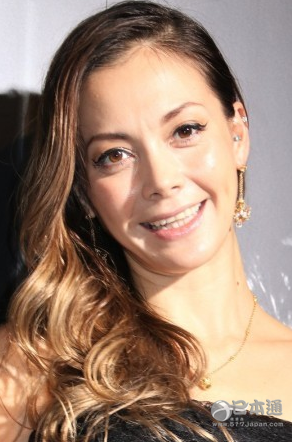 女星土屋安娜平安生下第三胎&ldquo;欢迎可爱小公主&rdquo;