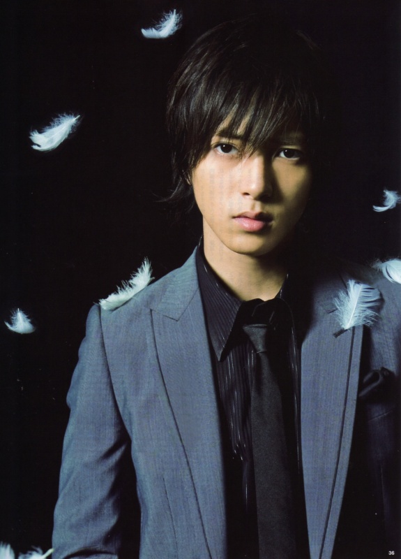 日本男星山下智久迎来32岁生日