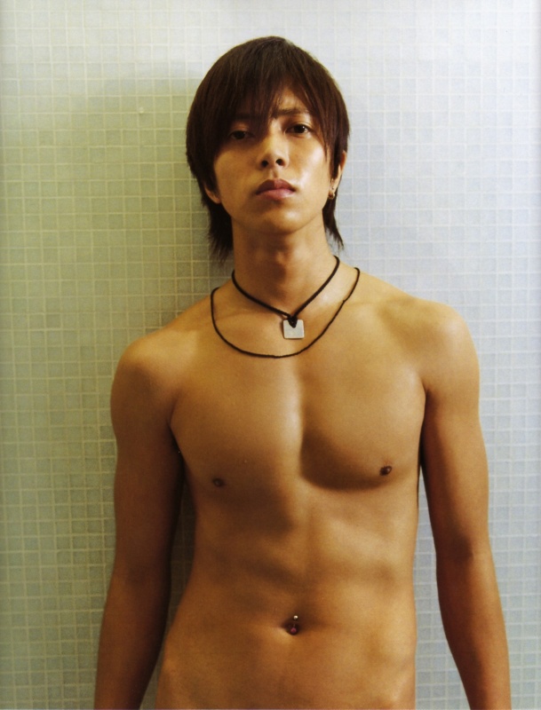 日本男星山下智久迎来32岁生日