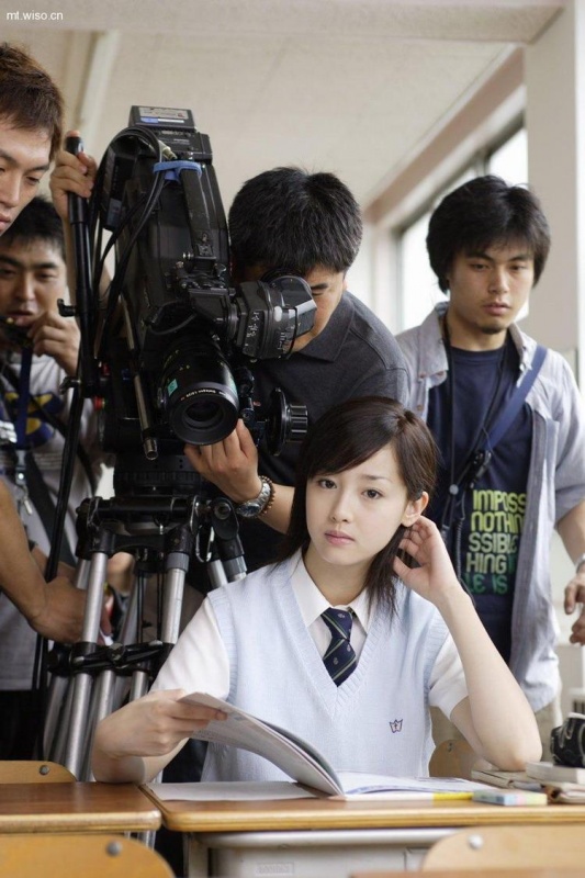 日本女星泽尻英龙华迎来31岁生日 日本女星泽尻英龙华迎来31岁生日