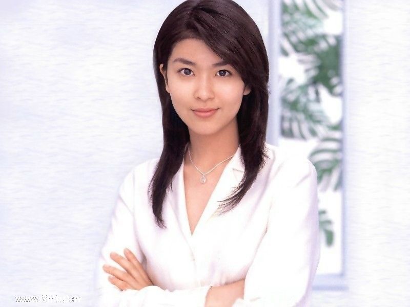 日本歌手、演员松隆子迎来40岁生日
